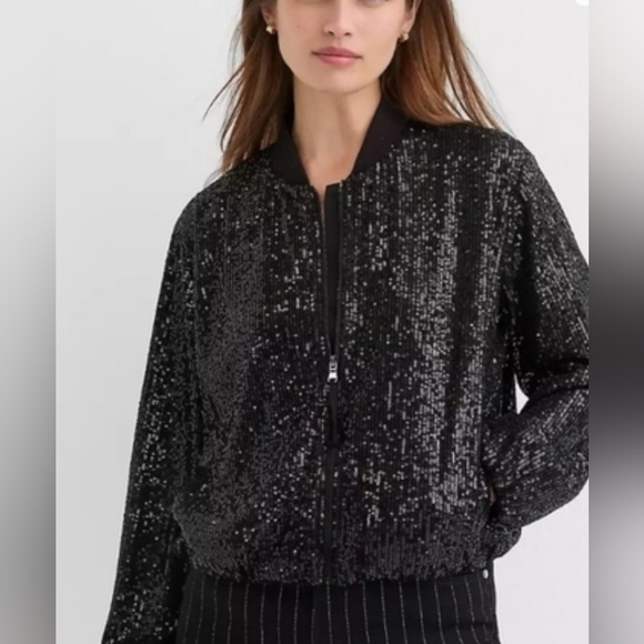 Loft-Bomber Jacket. - Picture 2 of 9